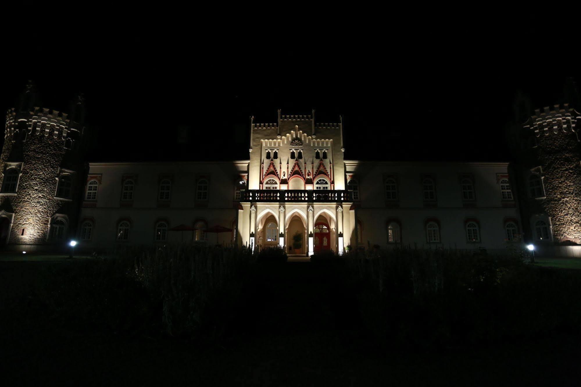 Chateau Boutique & By L'occitane Herálec