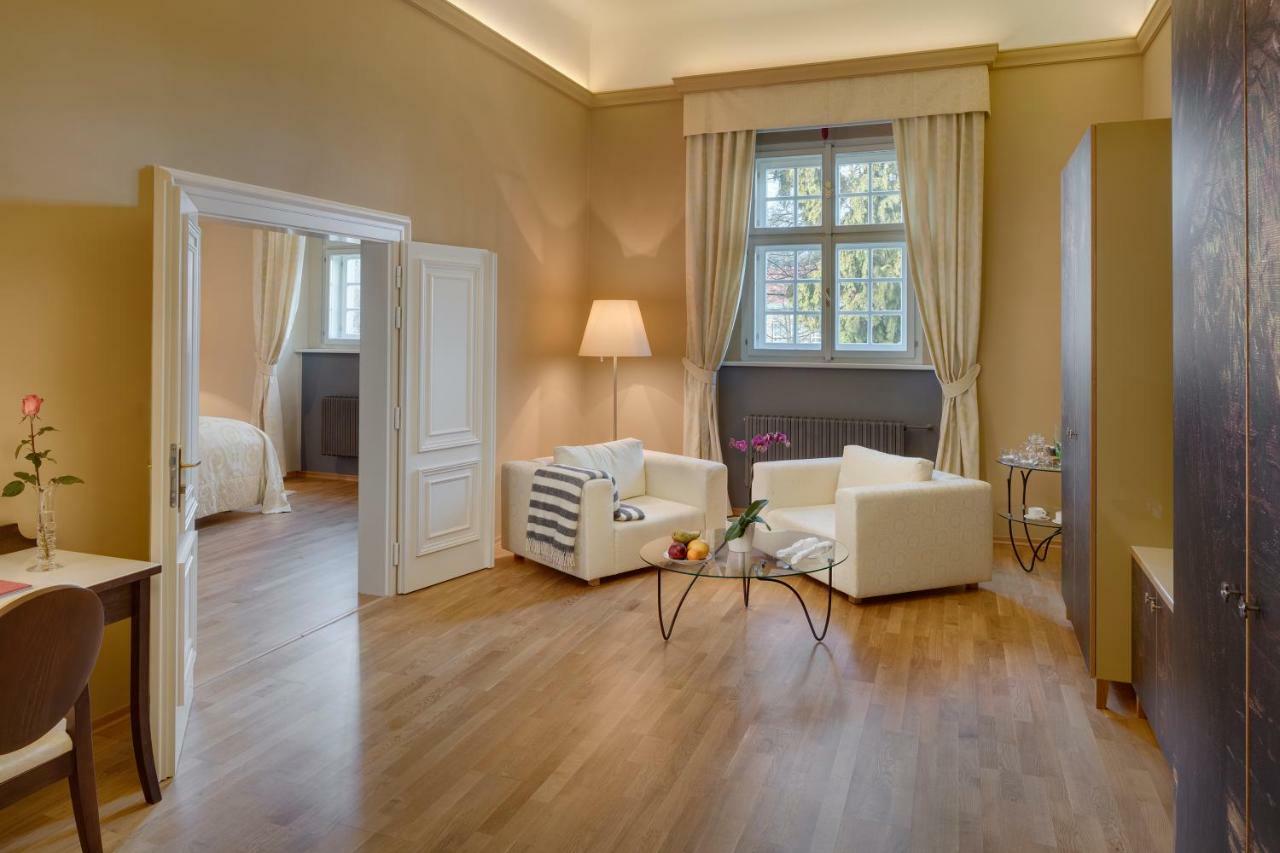 Chateau Boutique & By L'occitane Hotel